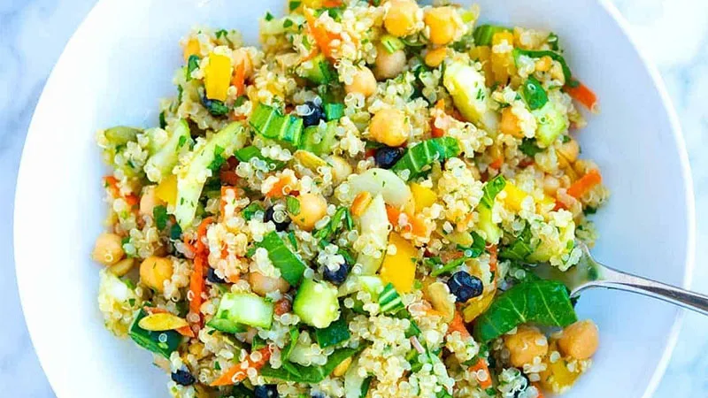 Ăn hạt quinoa thay cơm trắng có thật sự giảm cân, đẹp dáng như các nghệ sĩ?