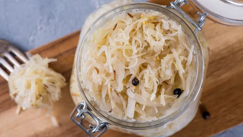 Cách làm bắp cải muối kiểu Đức Sauerkraut đúng chuẩn