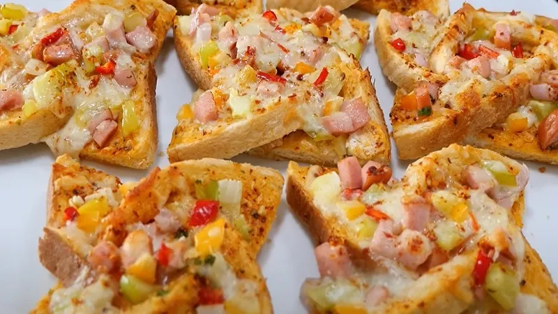 Học cách làm bánh mì pizza ăn sáng cực ngon lại bổ dưỡng